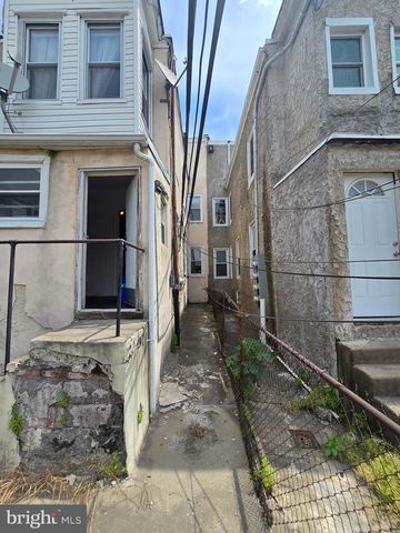 1006 BELMONT AVE, Philadelphia, PA 19104