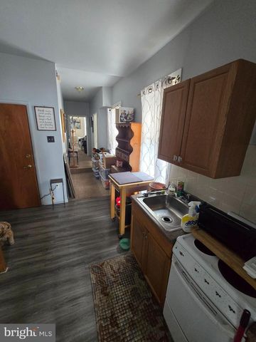 1006 BELMONT AVE, Philadelphia, PA 19104