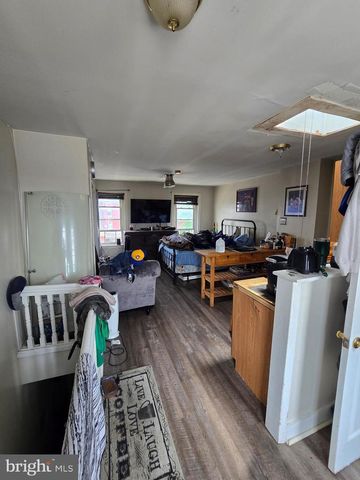 1006 BELMONT AVE, Philadelphia, PA 19104