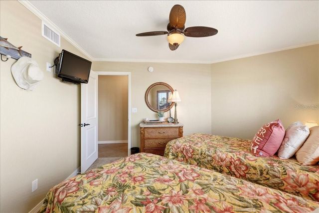 2600 GULF DRIVE N 30, Bradenton Beach, FL 34217