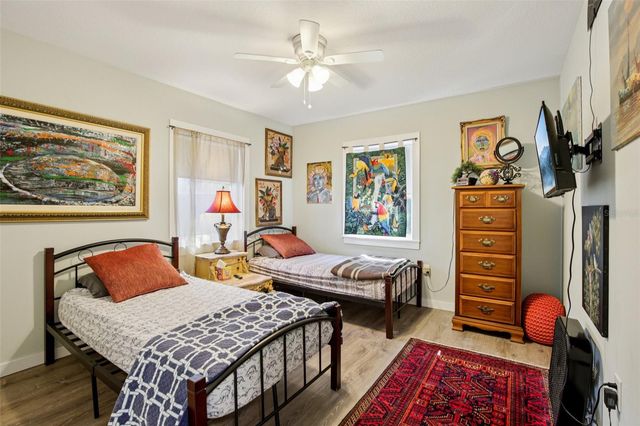 1217 11TH AVENUE W, Bradenton, FL 34205