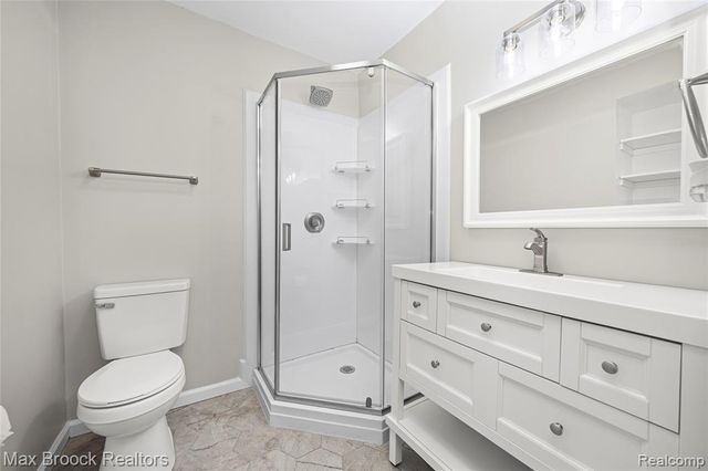 3187 Woodlawn Street, Commerce Twp, MI 48390