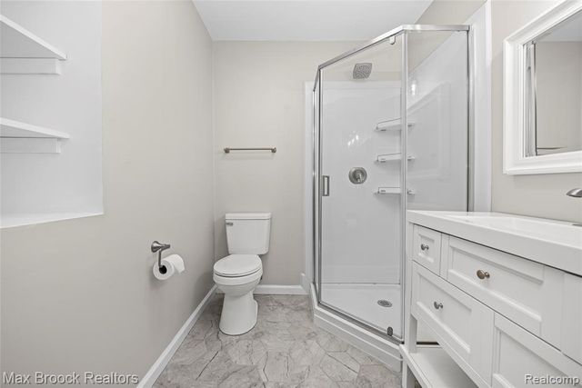 3187 Woodlawn Street, Commerce Twp, MI 48390