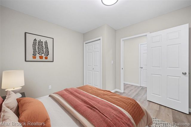 3187 Woodlawn Street, Commerce Twp, MI 48390