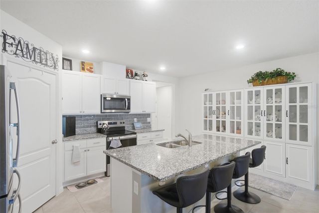 807 AMHURST DRIVE, Orange City, FL 32763