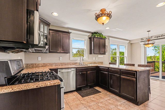 8940 Doubletree Drive N, Winfield, IN 46307