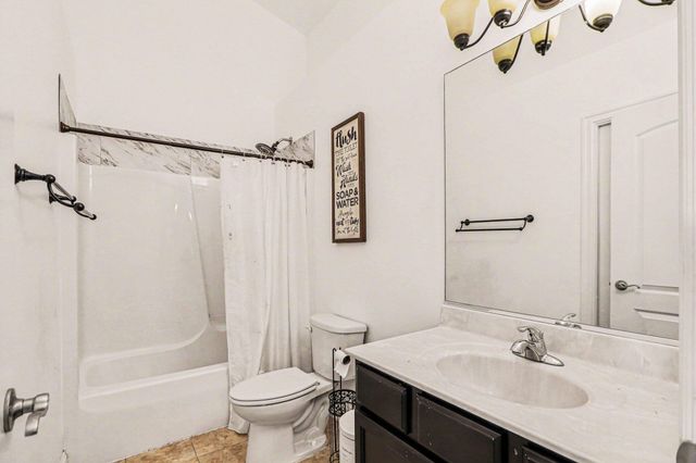 8940 Doubletree Drive N, Winfield, IN 46307