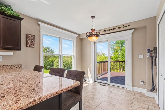8940 Doubletree Drive N, Winfield, IN 46307