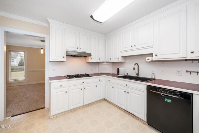 609 W Academy Street, Fuquay Varina, NC 27526