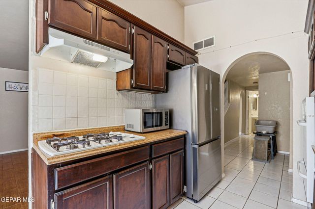 11328 BEACH FRONT Drive, El Paso, TX 79936