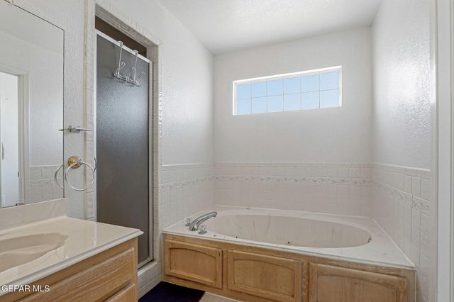 11328 BEACH FRONT Drive, El Paso, TX 79936