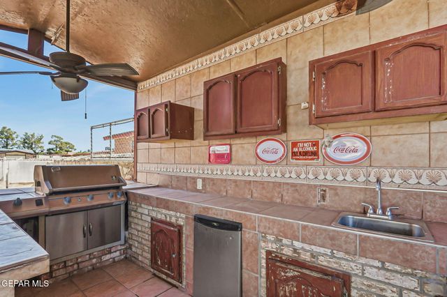11328 BEACH FRONT Drive, El Paso, TX 79936