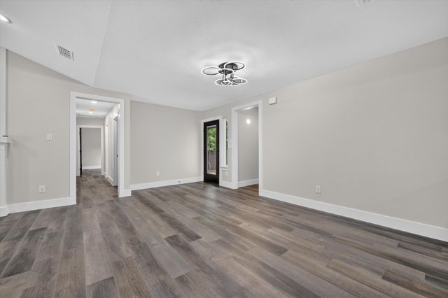 426 Goodyear Street, Irving, TX 75062