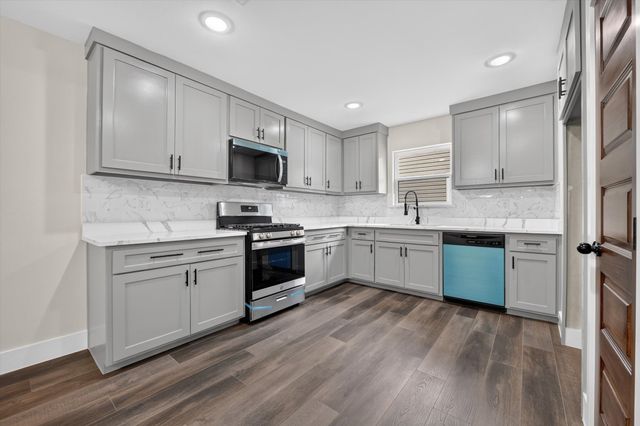 426 Goodyear Street, Irving, TX 75062