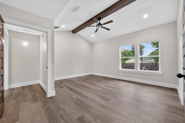 426 Goodyear Street, Irving, TX 75062