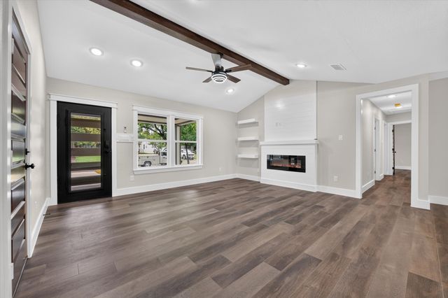 426 Goodyear Street, Irving, TX 75062