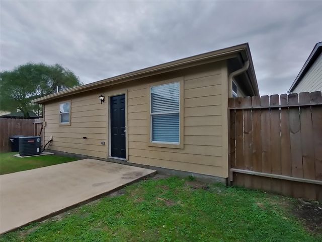 2942 Yearling Colt Court, Houston, TX 77038