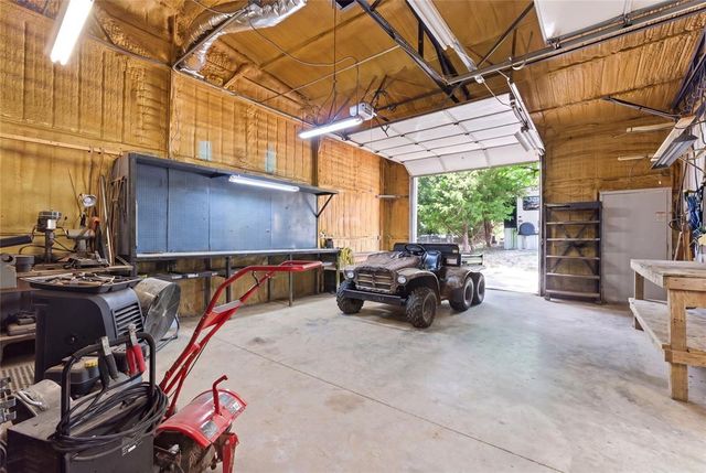 13601 N Post Road, Jones, OK 73049