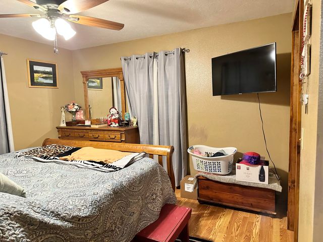 19722 Riverlane, Wheatland, MO 65779