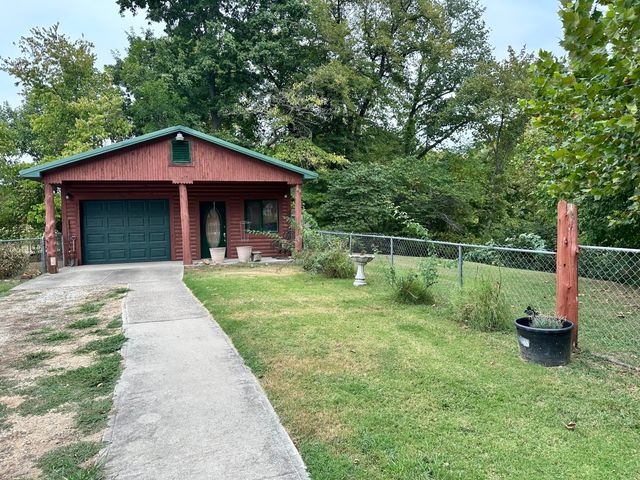 19722 Riverlane, Wheatland, MO 65779