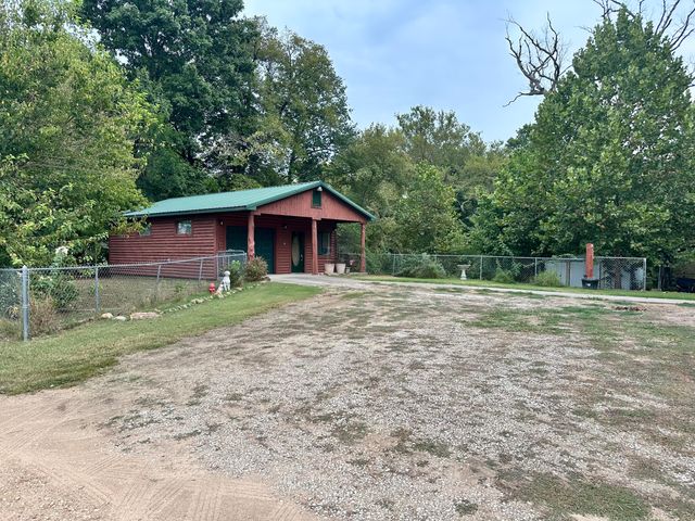 19722 Riverlane, Wheatland, MO 65779