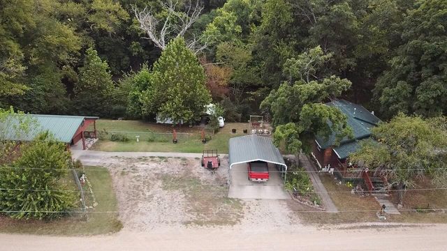 19722 Riverlane, Wheatland, MO 65779