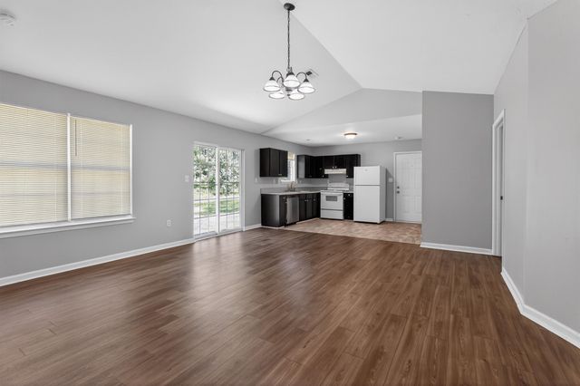 1852 Tamara Way, Spartanburg, SC 29301