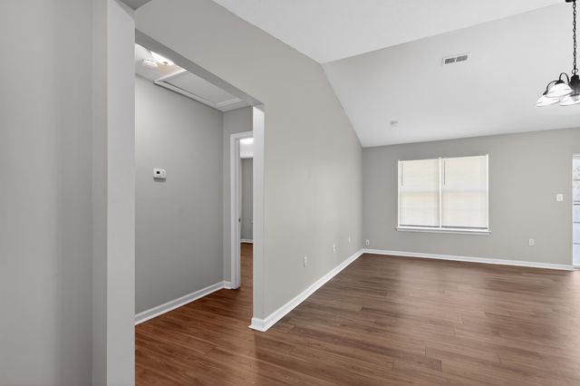 1852 Tamara Way, Spartanburg, SC 29301