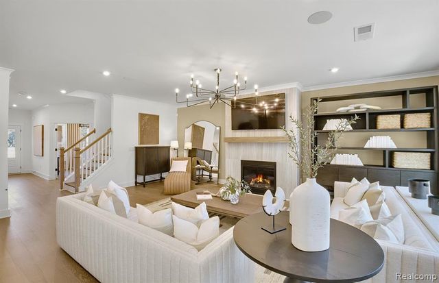 51410 Green Meadows Drive, Macomb, MI 48042