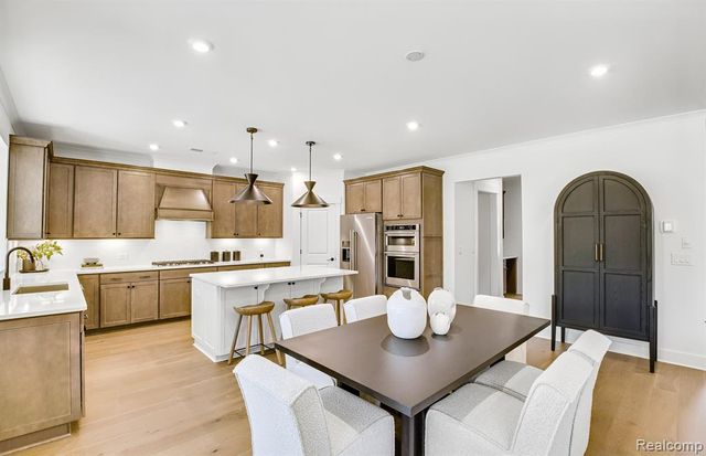 51410 Green Meadows Drive, Macomb, MI 48042