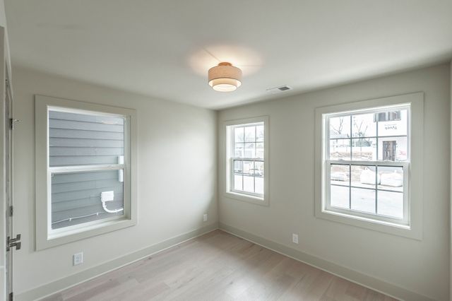 313 Edith Cir, Nashville, TN 37208