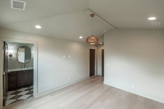 313 Edith Cir, Nashville, TN 37208