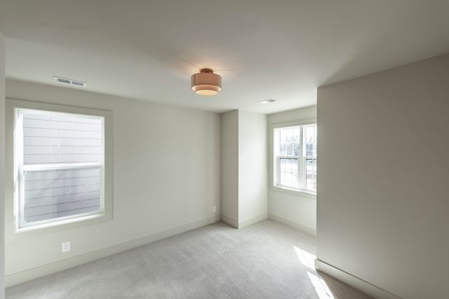 313 Edith Cir, Nashville, TN 37208