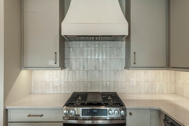 313 Edith Cir, Nashville, TN 37208