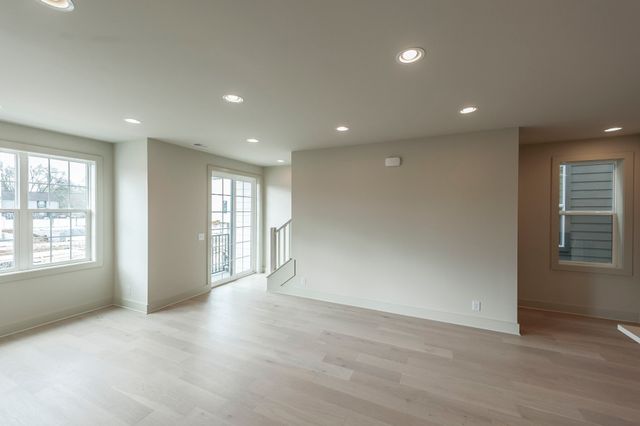 313 Edith Cir, Nashville, TN 37208