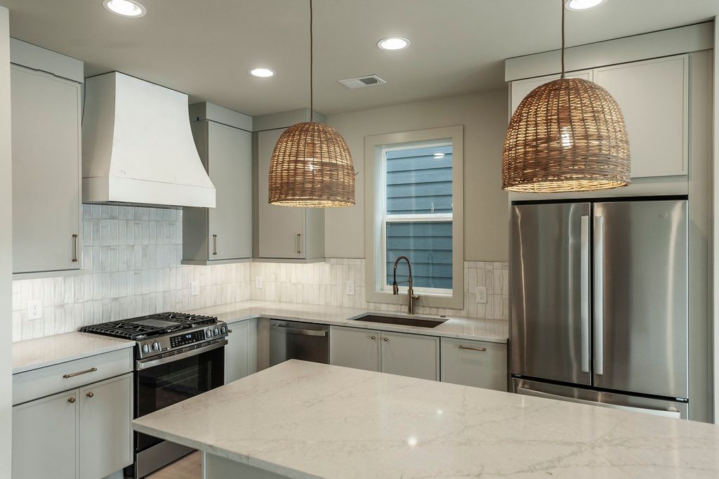 313 Edith Cir, Nashville, TN 37208