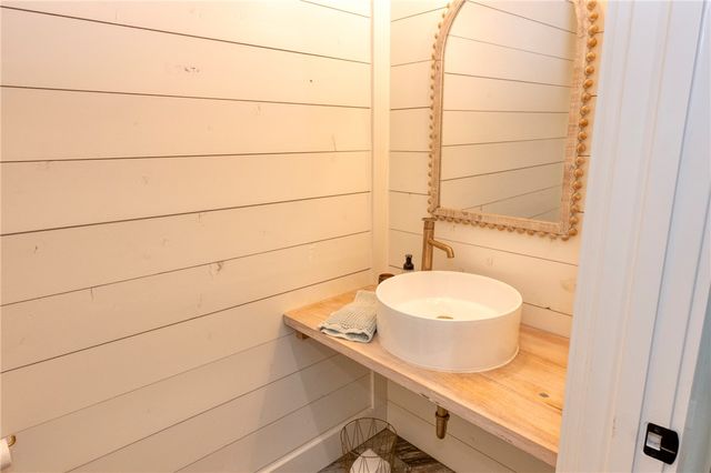 7105 Watermelon Road, Snook, TX 77879