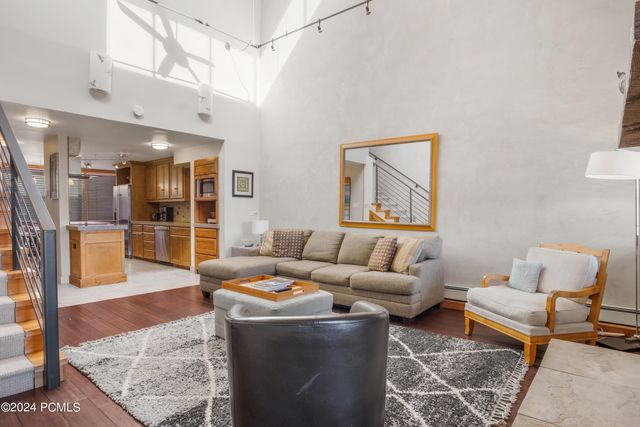 1710 Captain Molly Drive 318, Park City, UT 84060