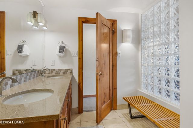 1710 Captain Molly Drive 318, Park City, UT 84060