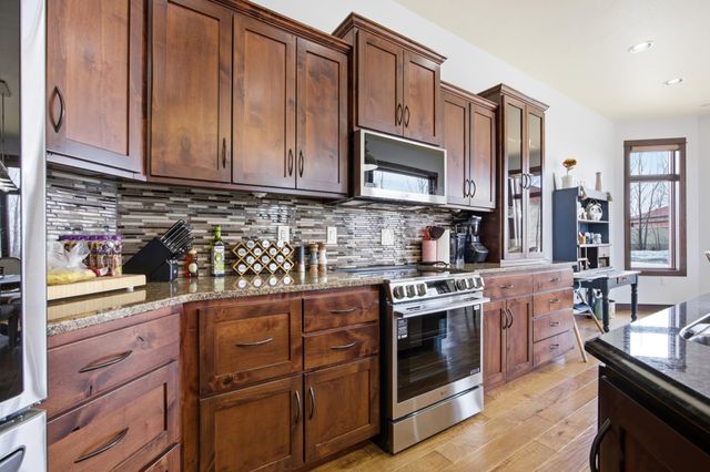 16496 42nd Street SE, Mapleton, ND 58059