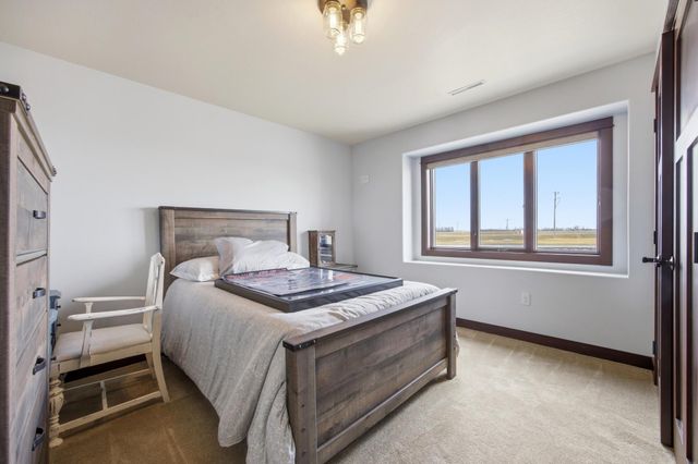 16496 42nd Street SE, Mapleton, ND 58059