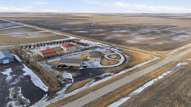 16496 42nd Street SE, Mapleton, ND 58059