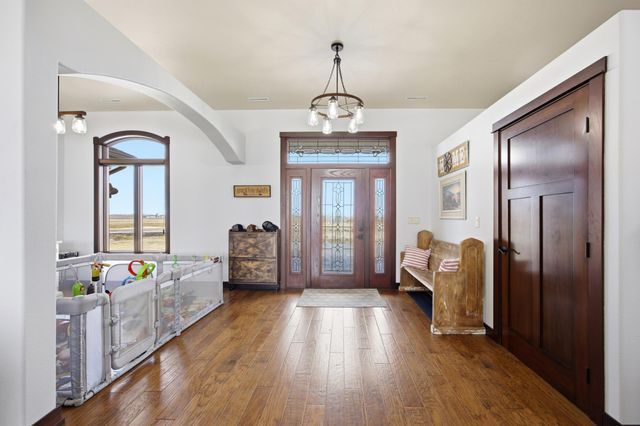 16496 42nd Street SE, Mapleton, ND 58059