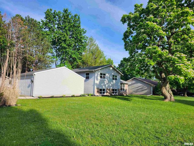 716 N Trade Wind Drive, Peoria, IL 61604