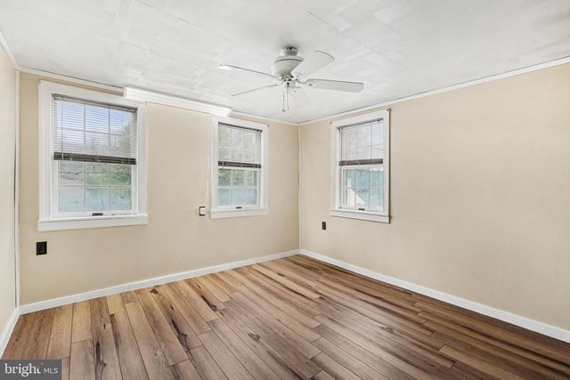 2934 VALLEY RD, Marysville, PA 17053