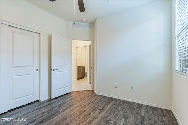11296 S Weismann Drive, Vail, AZ 85641
