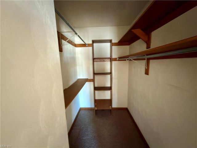 1201 Thackeray CT, Virginia Beach, VA 23454