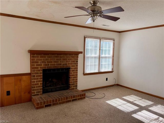 1201 Thackeray CT, Virginia Beach, VA 23454