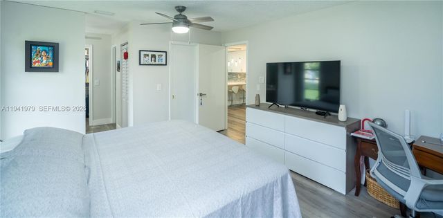 2400 Malayan Dr 94-D, Delray Beach, FL 33445