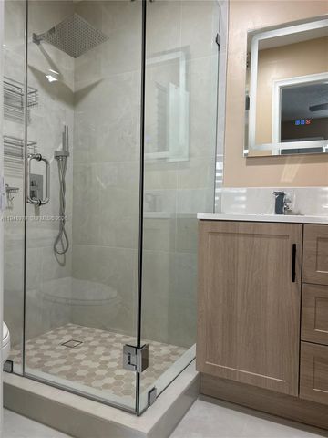 2400 Malayan Dr 94-D, Delray Beach, FL 33445